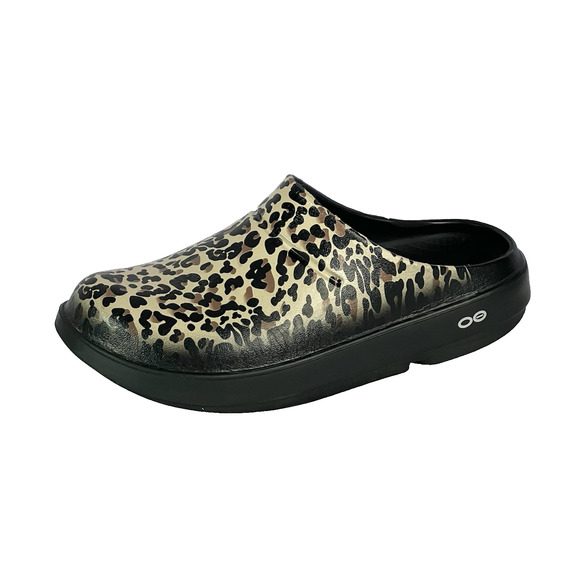OOFOS Oocloog Limited Edition Cheetah Print Women’s Sz 9 Comfort Recovery Clogs - Picture 1 of 10